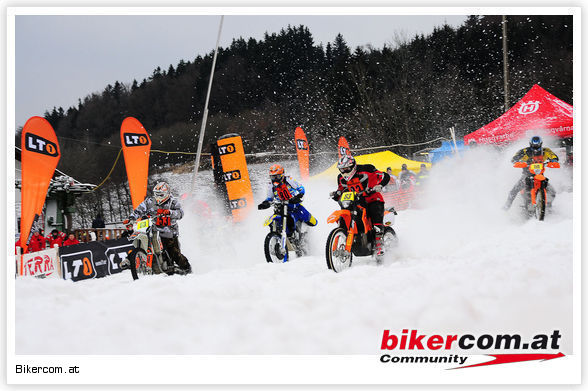 Snow Speedhill Race - 