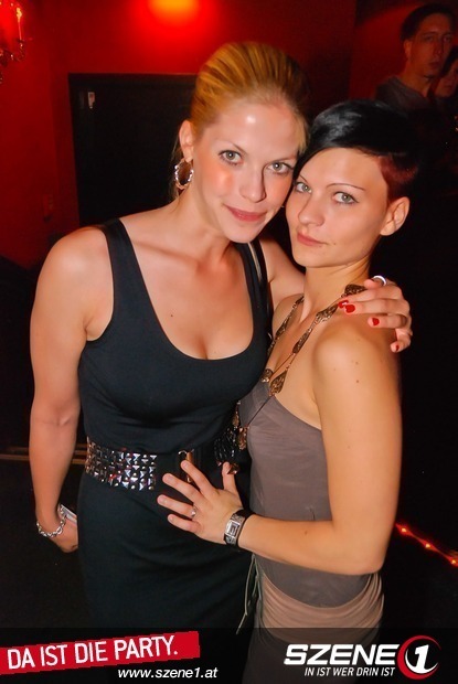 PARTYPICS - 