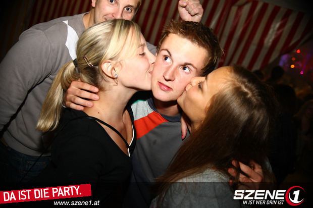 das leben ?sd e?ne re?ne party (: - 