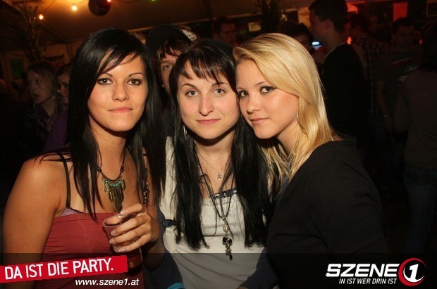 Party with Friends - 