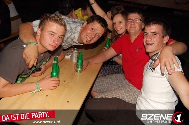 party 08 - 