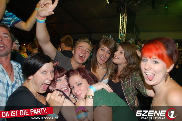 party 08 - 