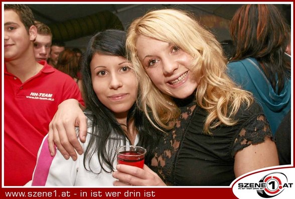 Parties 04_06 - 