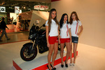 Motorradmesse EICMA Milano It./ Girls & Show