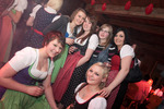 Dirndl Clubbing 10363007