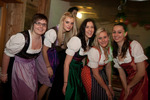 Dirndl Clubbing 10363073