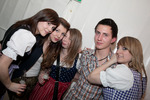 Dirndl Clubbing 10363119