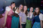 Dirndl Clubbing 10363358