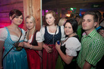 Dirndl Clubbing 10363367