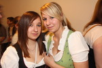 Dirndl Clubbing 10363583