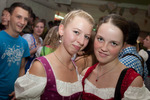 Dirndl Loves Lederhosn 10877031