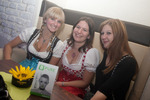 Dirndl Loves Lederhosn 10877046