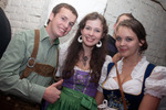 Dirndl Loves Lederhosn 10877056