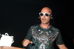Opening with Darius & Finlay 10932044