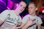 Single Party 10936911