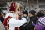 Adventmarkt mit Nikolaus und Perchtenlauf 11010649