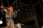 Adventmarkt mit Nikolaus und Perchtenlauf 11010678