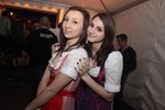 Dirndl Clubbing 11202219