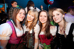 Dirndl Clubbing 11205054