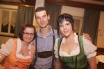 Dirndl und Janker Ball