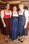 Dirndl und Janker Ball 11792335