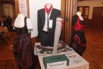 Dirndl und Janker Ball 11792336