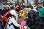 Adventmarkt mit Nikolaus und Perchtenlauf 11823179