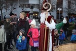 Adventmarkt mit Nikolaus und Perchtenlauf 11823183