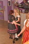 Dirndl Clubbing