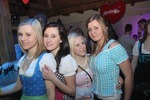 Dirndl Clubbing 12008142