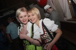 Dirndl Clubbing 12008186