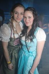 Dirndl Clubbing 12008215