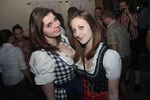 Dirndl Clubbing 12008254