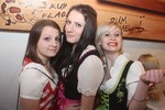 Dirndl Clubbing 12008257