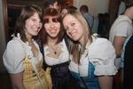 Dirndl Clubbing 12008461