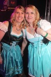 Dirndl Clubbing 12008626