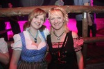 Dirndl Clubbing 12008627