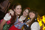 Dirndl Clubbing 12009442