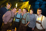 Dirndl Clubbing 12009461