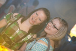 Dirndl Clubbing 12009464