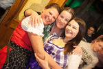 Dirndl Clubbing 12010979