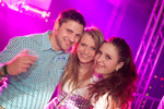 Dirndl Clubbing 12011097