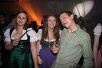 Dirndl trifft Lederhosn 12082551