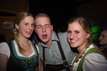 Dirndl trifft Lederhosn 12082565