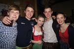 Dirndl trifft Lederhosn 12082875