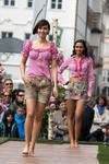 6. Fashion and Flower - Modenschau 12087102