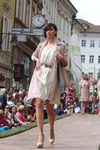 6. Fashion and Flower - Modenschau 12087258