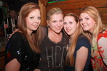 Sonntagsparty in der Alm  12182437