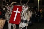 Perchtenlauf u. Adventmarkt - Schlüsslberg 12462885