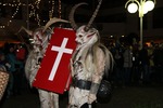 Perchtenlauf u. Adventmarkt - Schlüsslberg 12462886